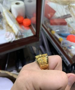 Alternative view of Nhẫn nam mạ vàng mặt chữ nhật rồng full xoàn